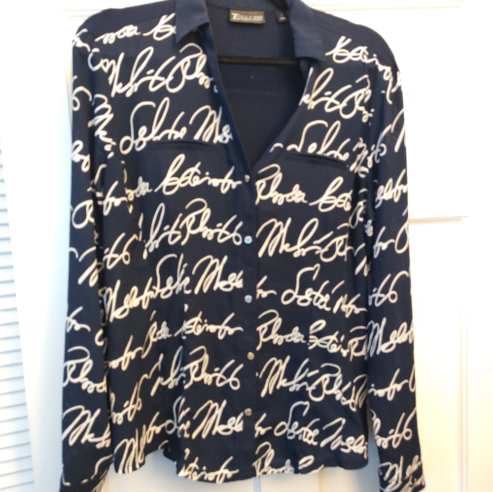 NY&Co Script Print Blouse (L)